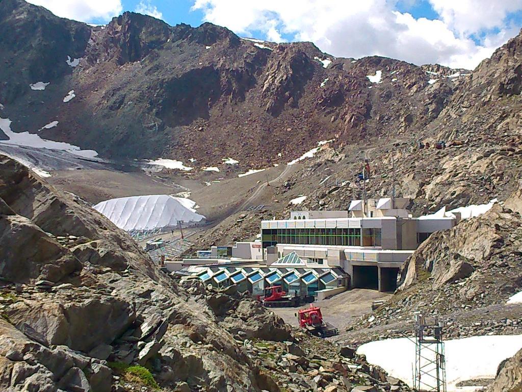 Haus Bergfreund Apartamento Sankt Leonhard im Pitztal Exterior foto