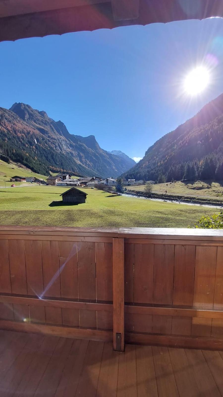 Haus Bergfreund Apartamento Sankt Leonhard im Pitztal Exterior foto