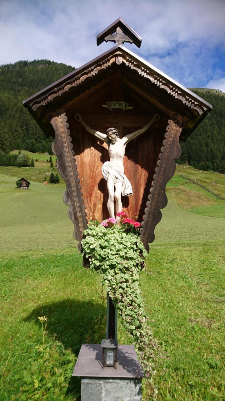 Haus Bergfreund Apartamento Sankt Leonhard im Pitztal Exterior foto